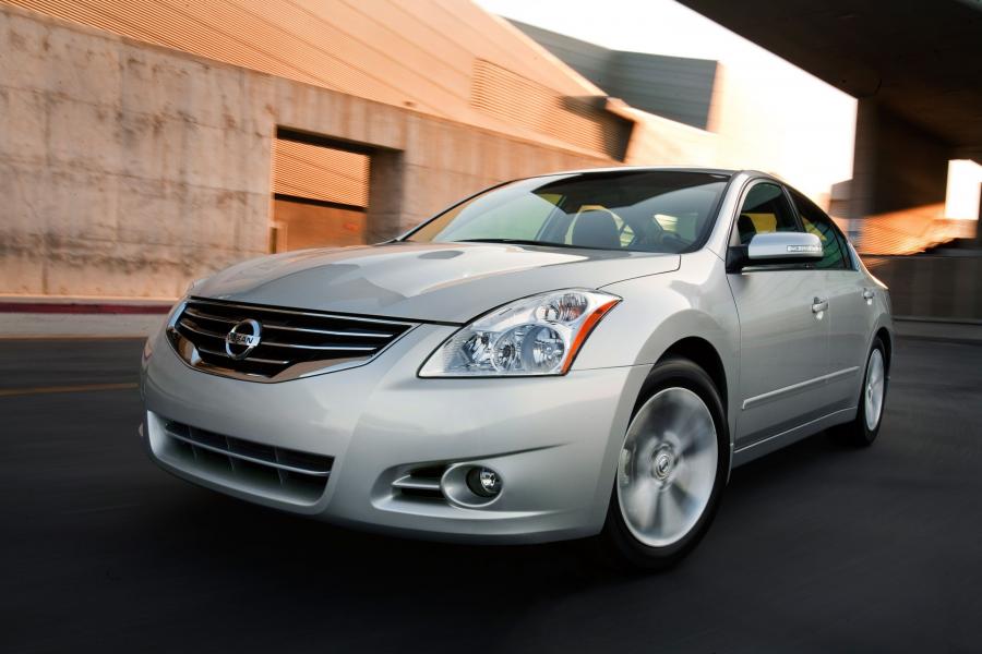  Nissan Altima 2010 года  (фото 46 из 53)
